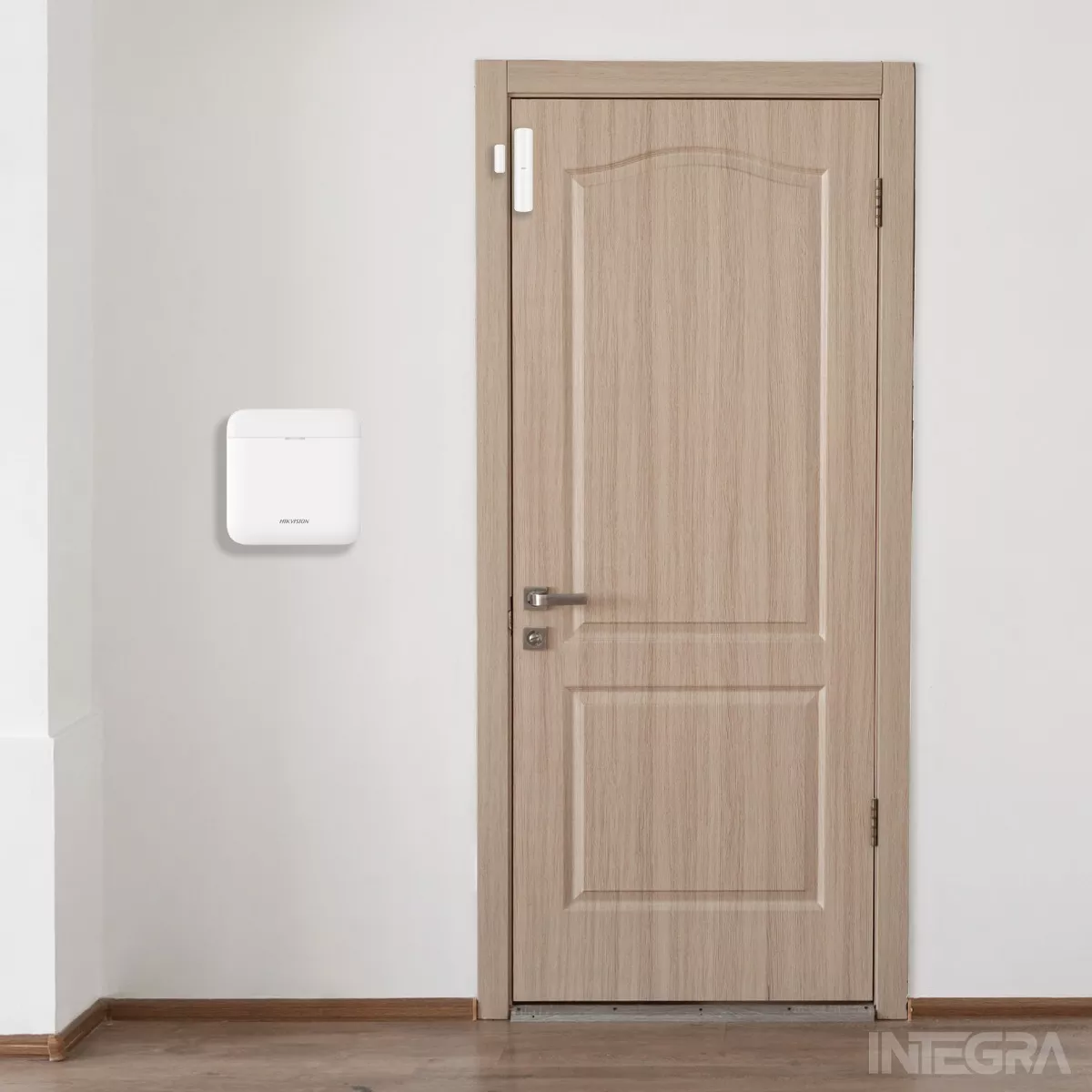 Imagen 7 de 10 de Kit Alarma Hikvision 4g Inalambrica Sirena Pir Magneto Bat